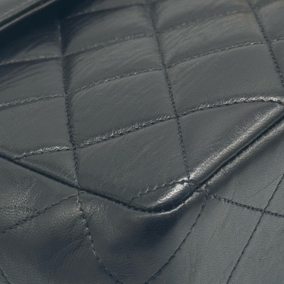 SOLD Chanel Jumbo Single Flap Shoulder Bag with Black Interior Series (96-97) - Picture 8 of 16